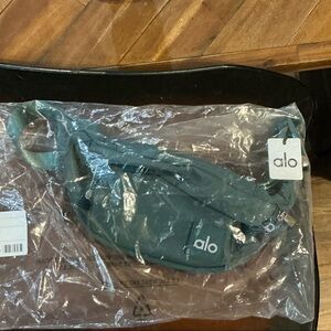 ALO Yoga Teal Green Crossbody Waist Bag